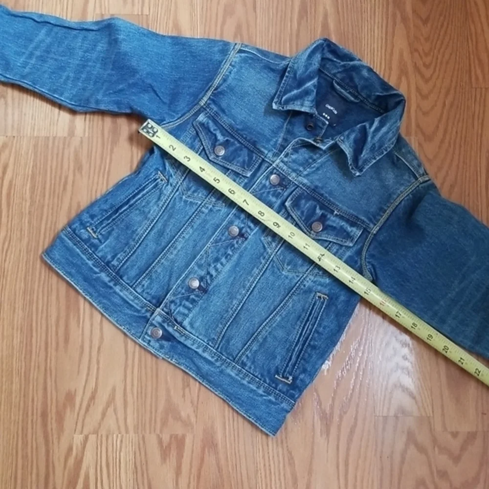 Gap‎ kids jean jacket small